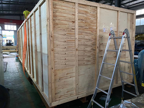 岭口镇大型木包装箱出口的要求
